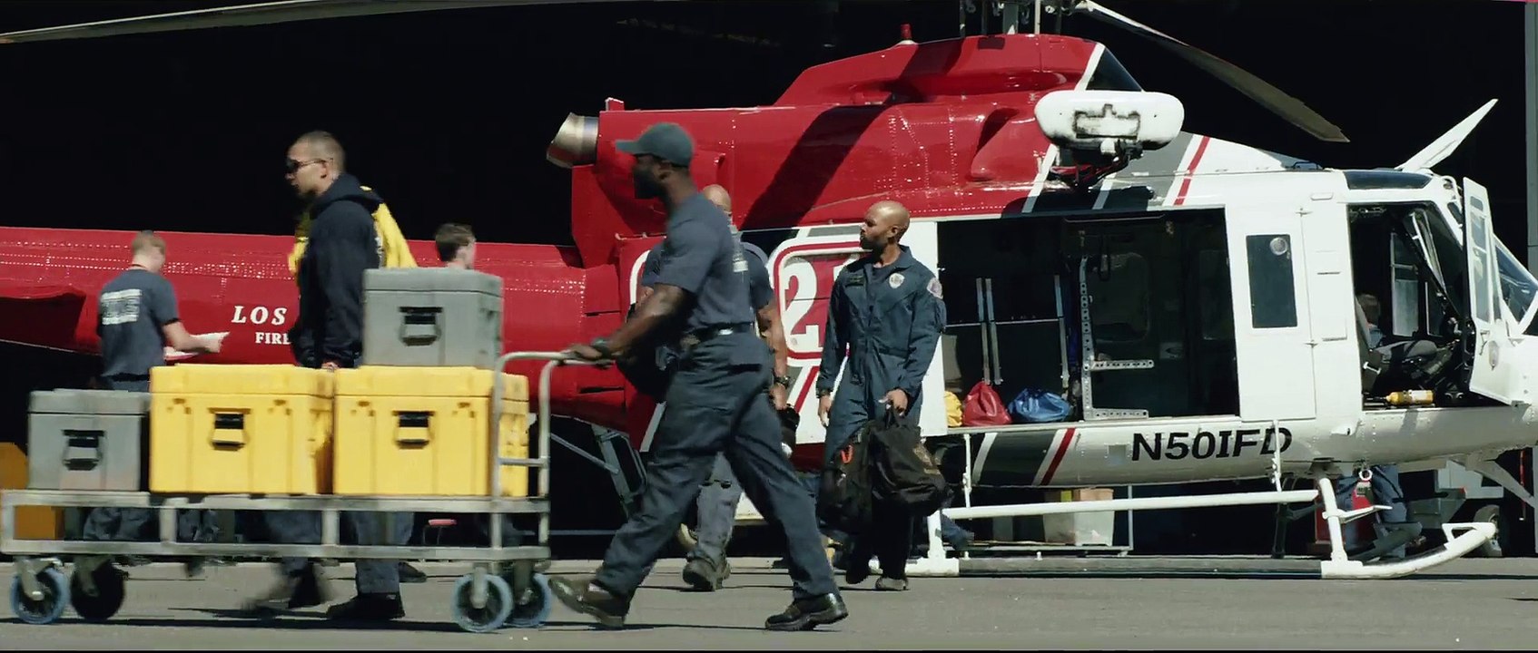 HDTrailer - San Andreas