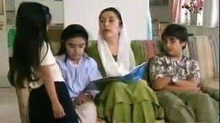 Benazir very rare video. with Bilawal, asifa and bakhtawar....