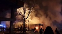 Gazi Mahallesi'nde Otobüs Yakıldı