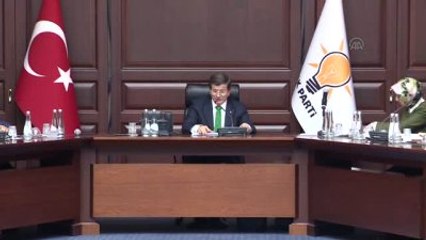 Davutoğlu, AK Parti Kadın Kolları Mkyk Toplantısına Katıldı