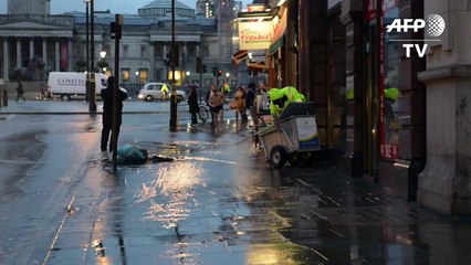 Political journo streaks down Westminster for HIV charity