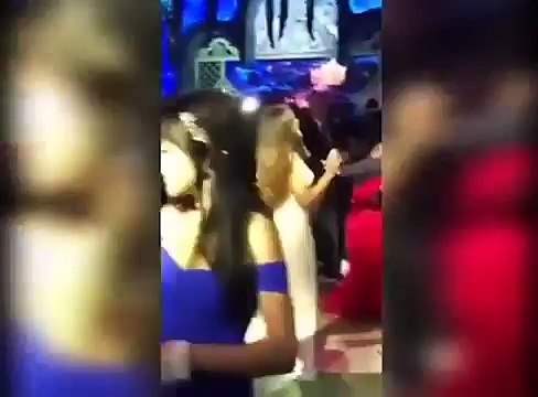 Президент Алиев и Леди Мехрибан Алиева круто танйуют на свадьбе дочери. (Televizyon Kanalları FULL HD 720P)