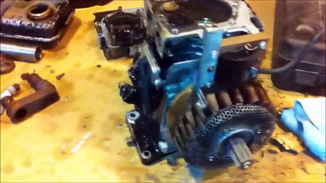 Briggs and Stratton 2HP Engine Disassembly