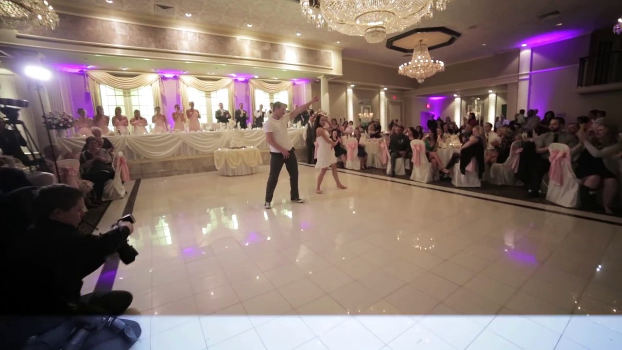 Un mariage à l'américaine avec la danse qui fait le buzz