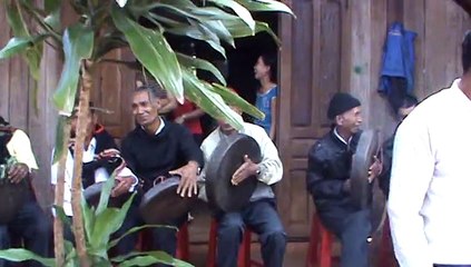 Gong Ching Viet Nam 6