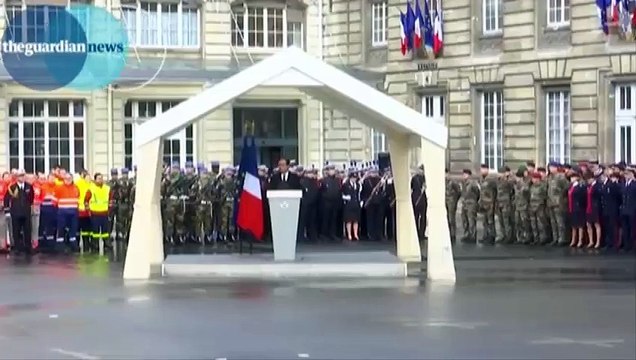 Hollande warns of ongoing threat one year after Charlie Hebdo attack