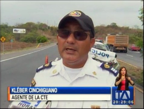 Triple choque en vía Guayaquil-Salinas