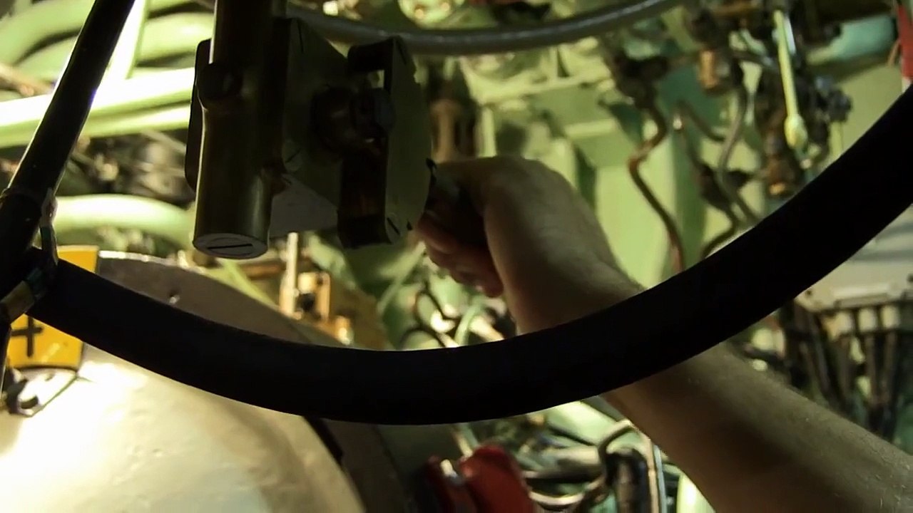 [web série] Furtivité  les sous-marins (2_5). [downloaded with 1stBrowser]