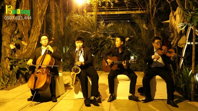 Ban Nhạc Tứ Tấu Biểu Diễn Tiệc Cưới Ở Villa Sông - 0907.823.444