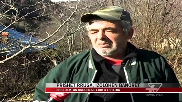 Prishet rruga, izolohen banorët - News, Lajme - Vizion Plus