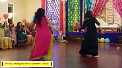 Pakistani Girls Wedding Dance - Desi Look - HD