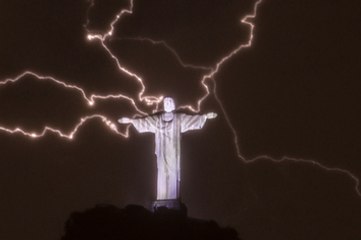 Crazy Lightning Strikes Way Too Close