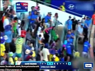Dunya News - Cricket: David Warner's six hurts child outside boundary