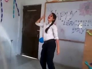 Indian College Girl Dance In Class | Chikni Chanbeli | HD