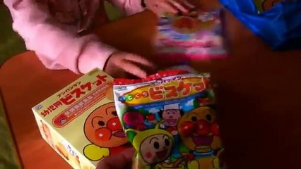 ちびっこレビュー アンパンマンおでかけバッグ