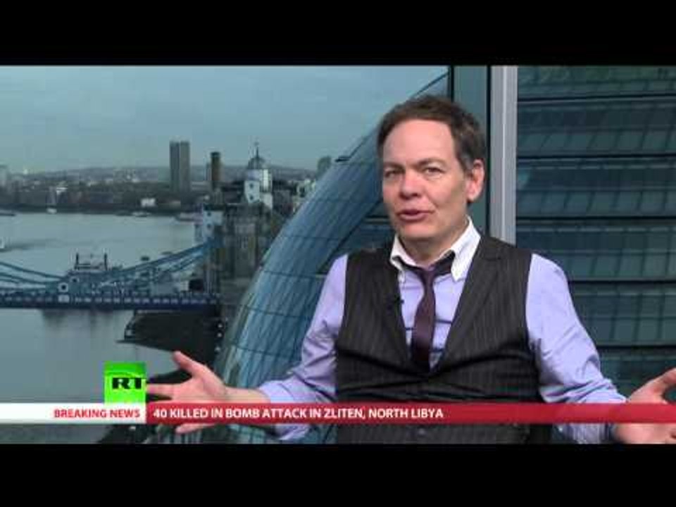 Keiser Report: Moths to Economic Flames (E859)