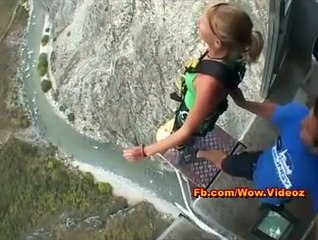 Amazing Bungee Jump by this Girl