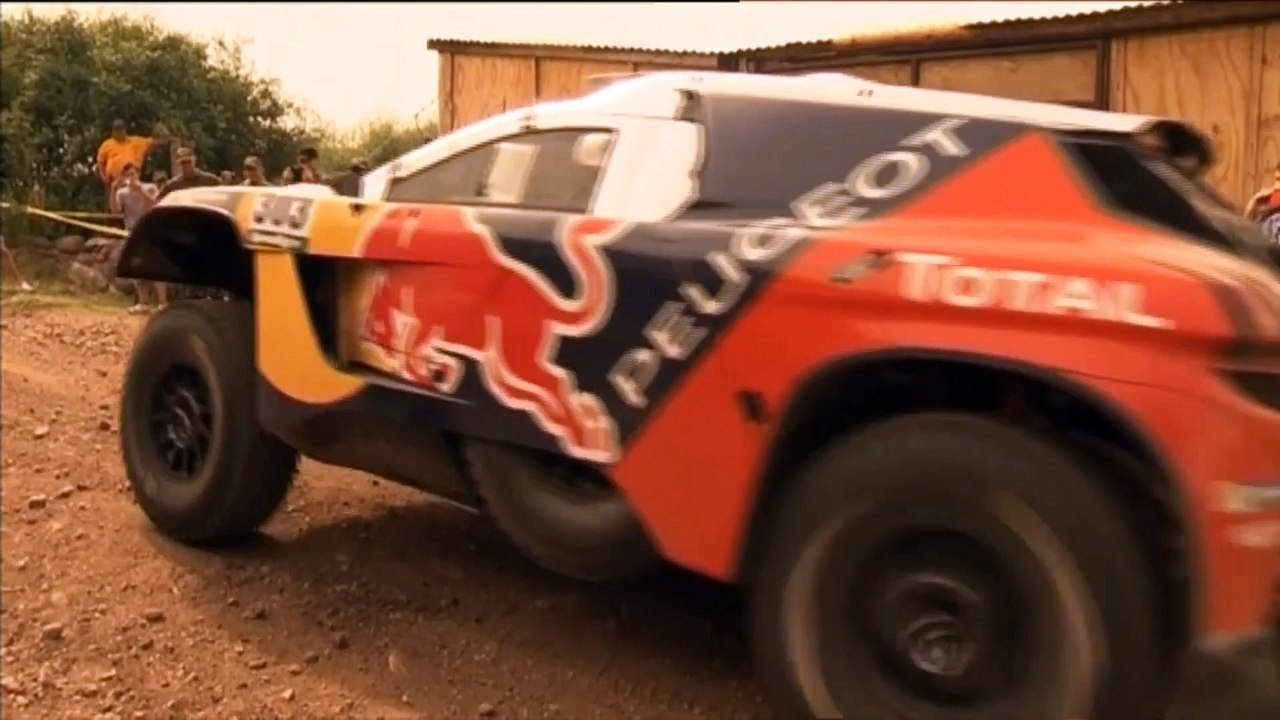 Dakar 2016 : la Peugeot 2008 DKR en pleine action