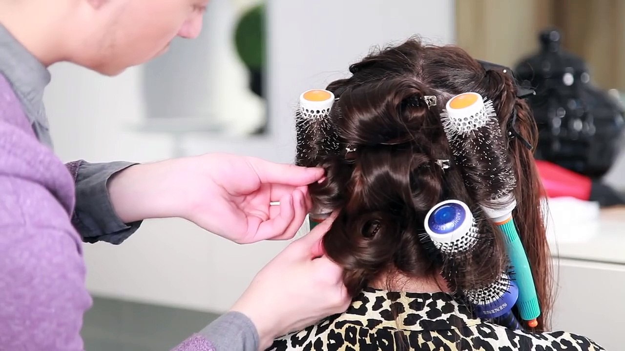 How To Create The Bombshell Blowout
