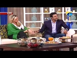 Wasim Akrmam Response On Shahid Afridi misbehave with Journalist