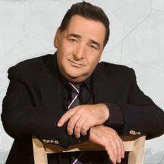 Βασίλης Καρράς  ΡΙΞΤΑ ΣΕ ΜΕΝΑ