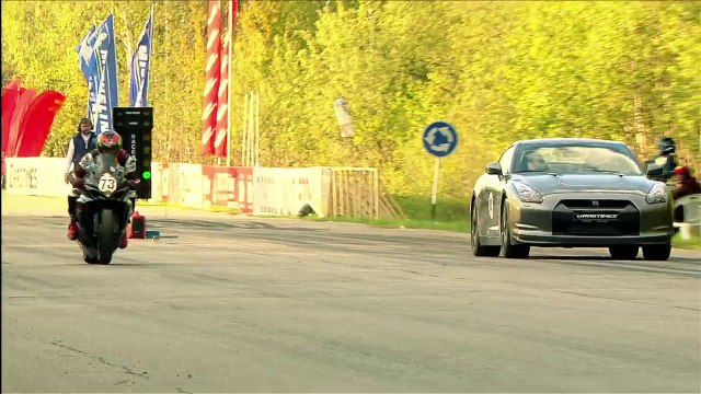 Suzuki GSX 1300R Hayabusa vs GSX R 1000 vs Nissan GT R