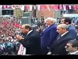 Alparslan Türkeş, Erbakan için oy isterken!