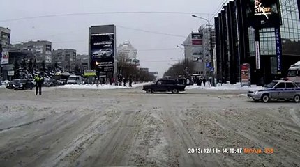 Croiser un Tank en pleine route... Seulement en russie