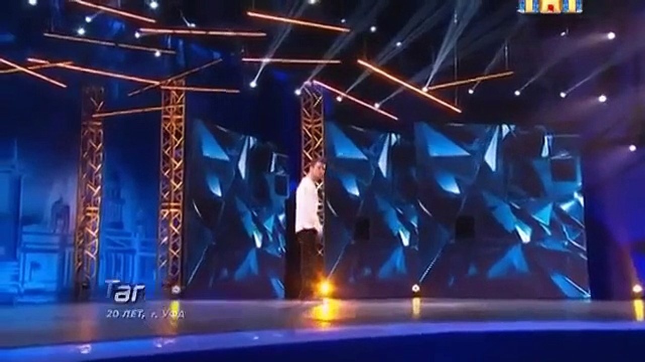 Красавчик. Раскачал зал. Брейк-данс Вот это круто