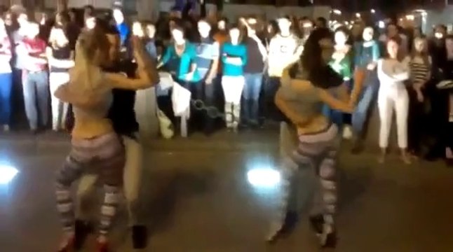 Офигенный танец СМОТРЕТЬ ВСЕМ