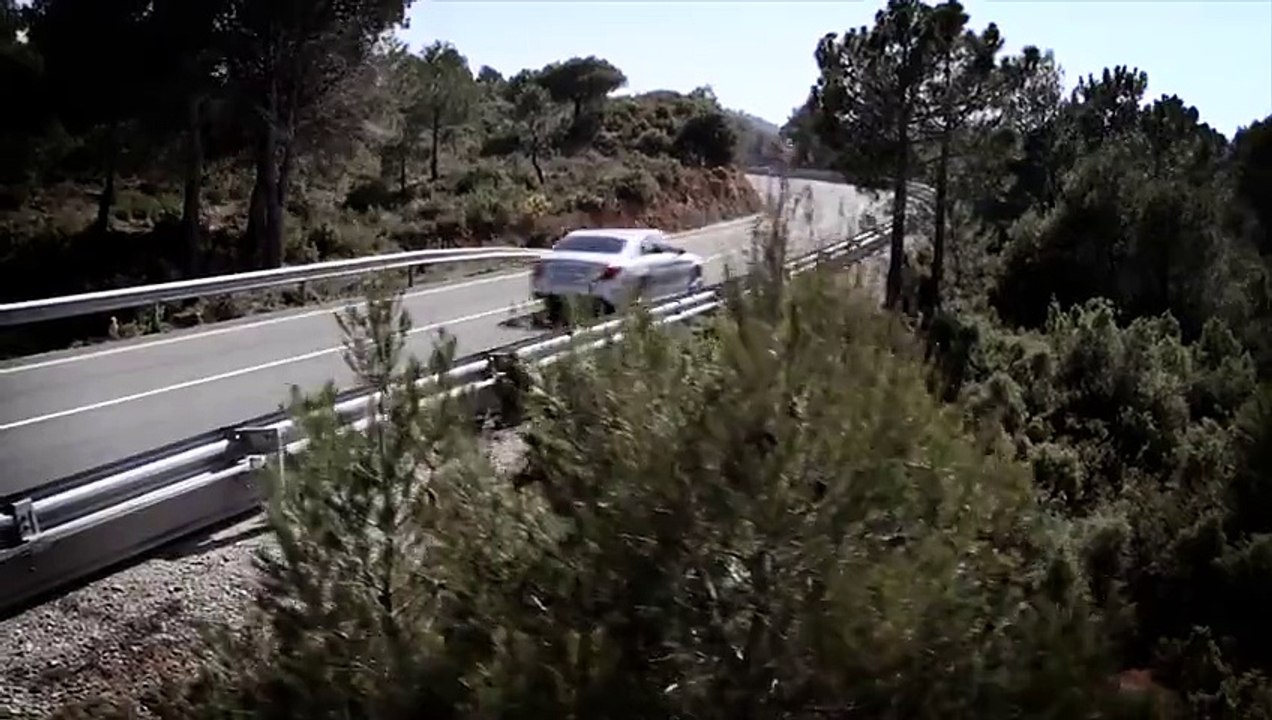 New Mercedes S 63 AMG trailer (Motorsport)