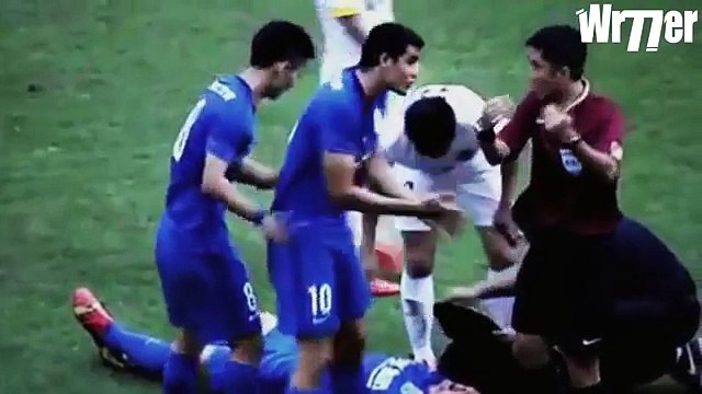 Crazy Football Fights, Fouls, Brutal Tackle & Red Cards 2015 - 2016 ᴴᴰ - YouTube
