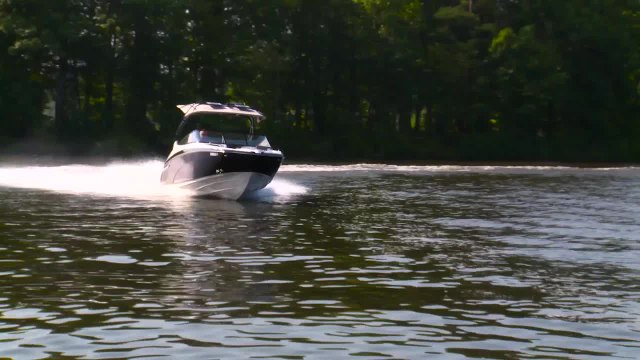 2016 Boat Buyers Guide: Yamaha 242 Limited S E-Series