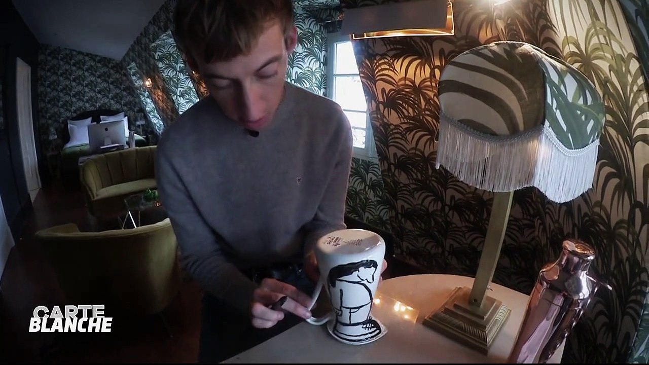 Carte Blanche #51 - Jean Jullien - Canal +