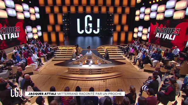 Jacques Attali en face à face - Le Grand Journal - Canal +