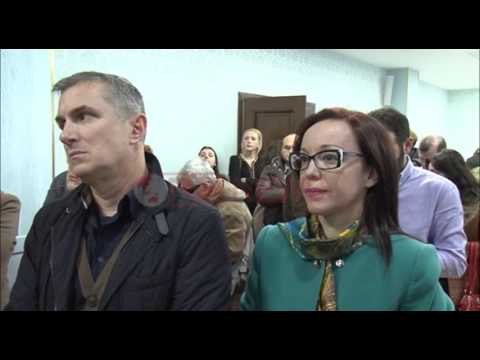 Denoncimi , Totozani: Politika më ka sulmuar personalisht- Ora News- Lajmi i fundit-