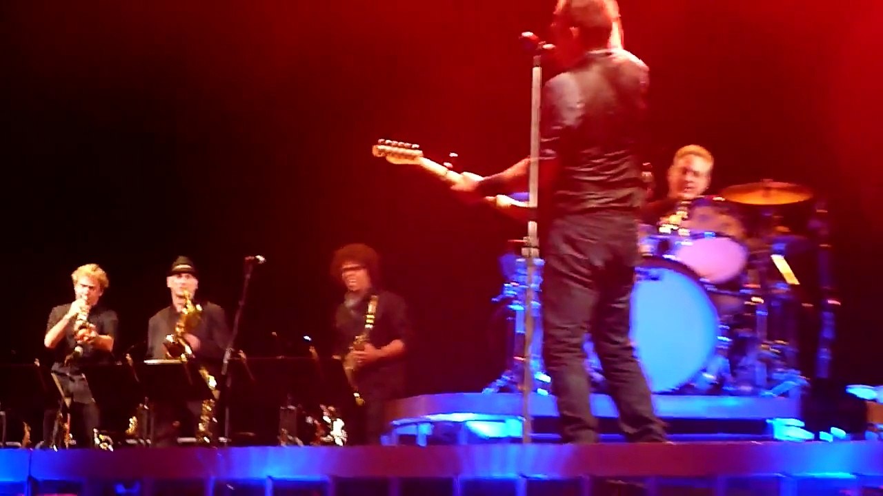 Bruce Springsteen _Johnny '99_ -at Fenway Park 8.14.2012