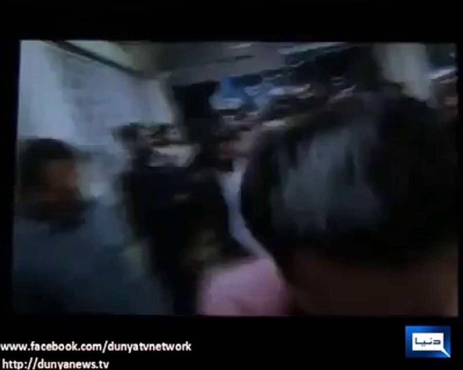 جیو شہباز ۔۔۔ سیکورٹی والے منہ تکتے رہ گئے ۔۔۔ رکشے میں سفر کر کے سادگی کی مثال قائم کر دی ،یہ ہوتا ہے عوامی لیڈر - PMLN-N