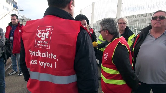 Rassemblement UD CGT 13 Soutien aux ex SNCM 8 JANV 2016