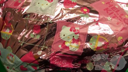 TOYS - Opening a HUGE GIANT JUMBO SUPER Hello Kitty Surprise Egg!