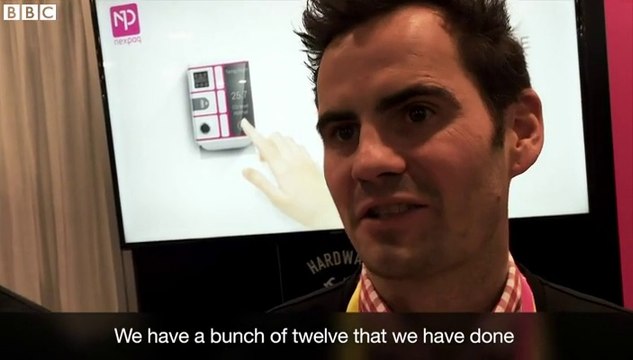 CES 2016: Nexpaq case adds hardware modules to smartphones