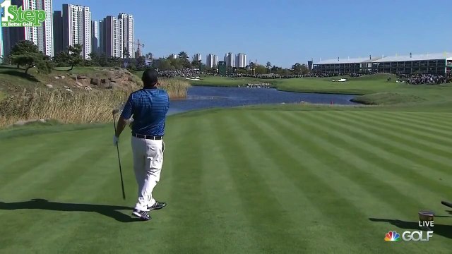 Steven Bowditch Superb Golf Shot, Drives Green 2015 Presidents Cup