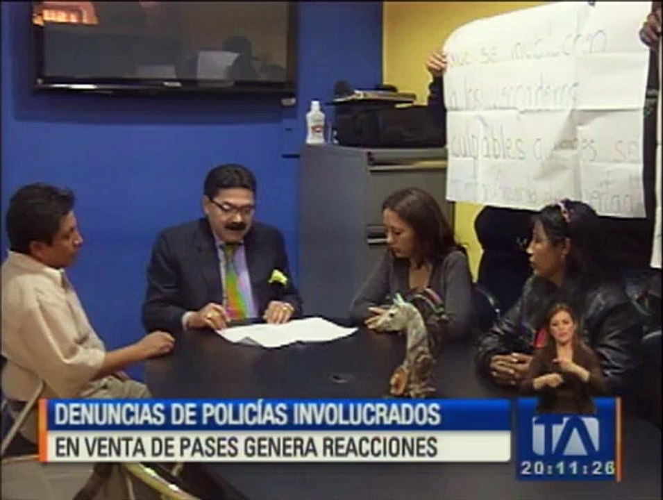 Reacciones tras denuncia de policías involucrados en venta de pases