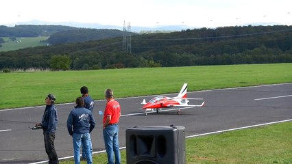 THE BIGGEST RC TURBINE MODEL VIPER JET IN THE WORLD FULL DISPLAY DEMO FLIGHT / Jetpower Fa