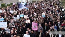 Iranians protest as row with Saudi Arabia deepens