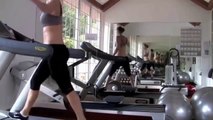 Koşu bandı dans pisti olursa Dans eden kadınlar Funniest dancing on the treadmill