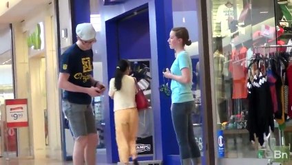 Can an Awkward Guy Pick up Girls?