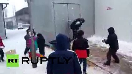 Snow Battle Border police attacked by refugee children in Serbia 2016