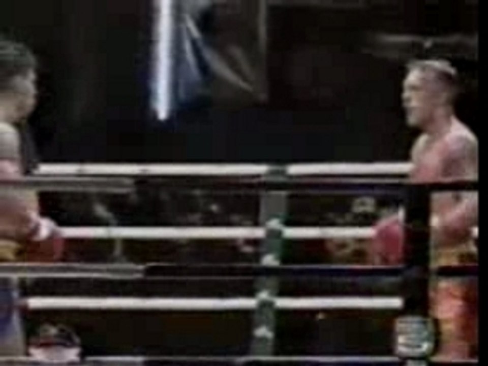 Dekkers, Ramon (Holland) vs. Saimai (Thailand)