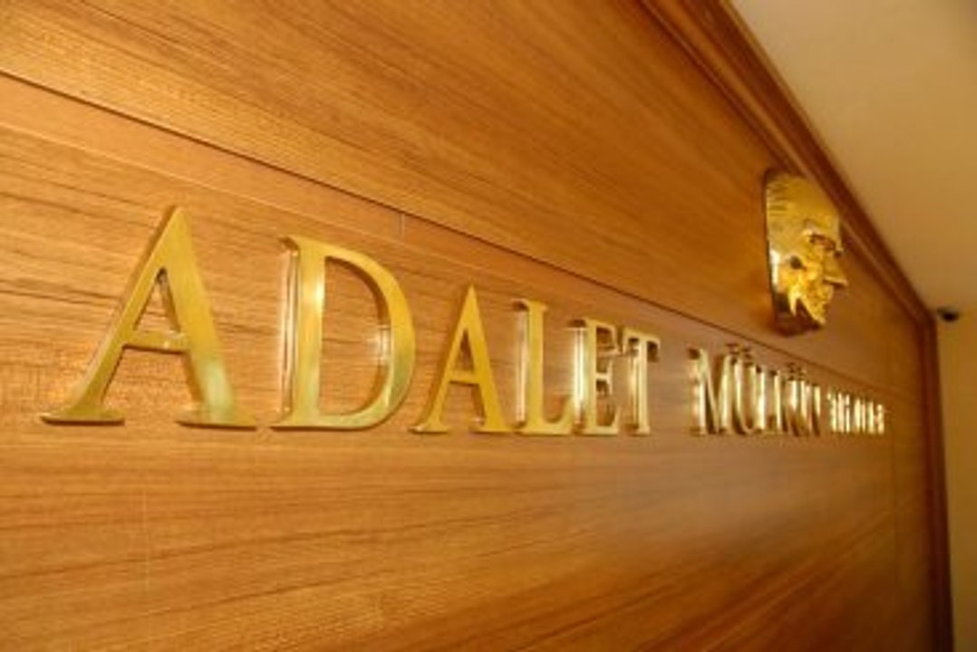 Adalet Bakanlığı'ndan Sözlü Sınav Sorusu: Kirpinin Kaç İğnesi Var?